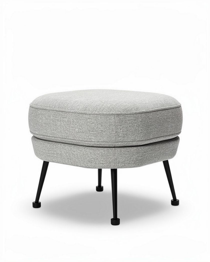 Pouf carré en tissu gris avec pieds en métal noir dimensions 45 x 45 x 40cm